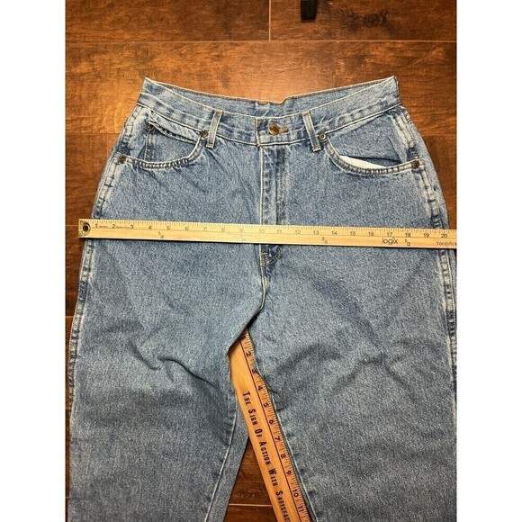 VIntage Chic High Rise Straight Leg Light Wash Mom Jean READ BELOW - Picture 4 of 8